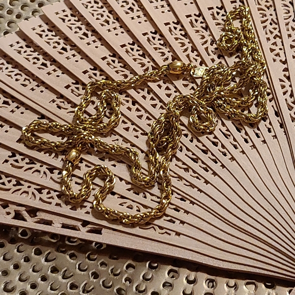 Gold Rope Chain - Picture 12 of 16